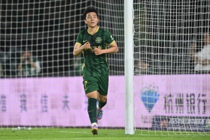 九游体育-01年龄段首人！陶强龙完成中超百场里程碑，贡献14球8助攻